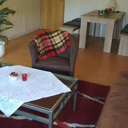 Fuer 4 Personen شقة *